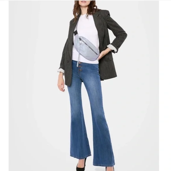 Aimee Kestenberg Milan Blue and silver tone Bum Belt Bag New without tags - Picture 2 of 8